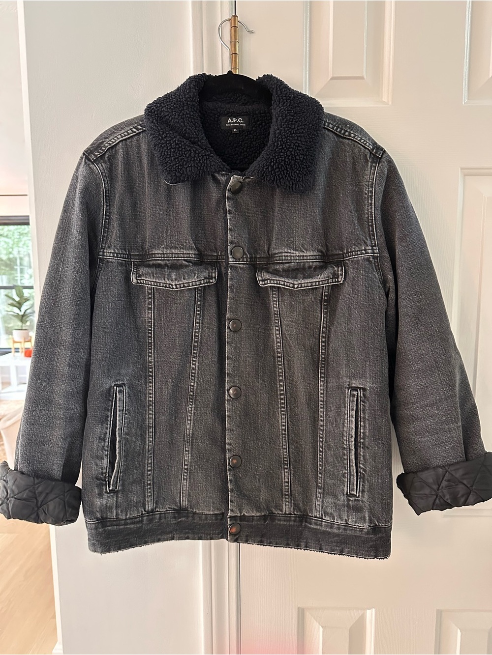 A.P.C. Black Denim Sherpa-Lined Trucker Jacket Quilted Sleeve Men/Unisex Size XL